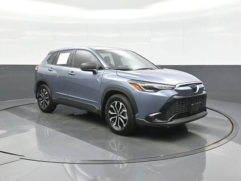 Used 2025 Toyota Corolla Cross AWD Hybrid image 1