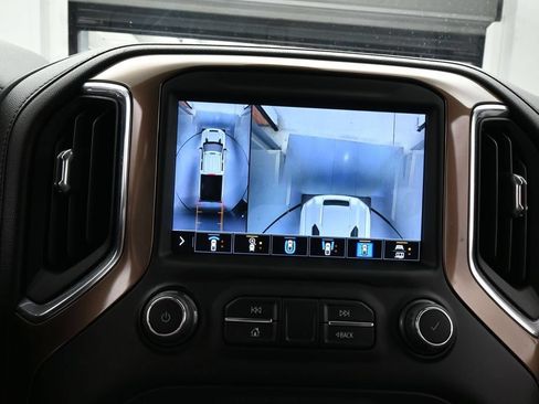 Used 2022 Chevrolet Silverado 2500 High Country w/ Z71 Off-Road Package AWD/4WD image 29
