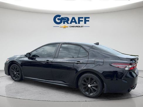 Used 2023 Toyota Camry SE w/ Convenience Package AWD/4WD image 4