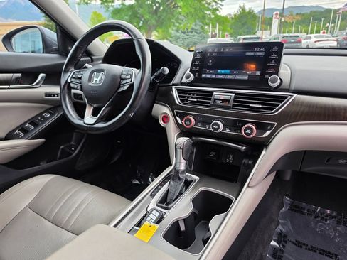 Used 2020 Honda Accord EX-L image 16