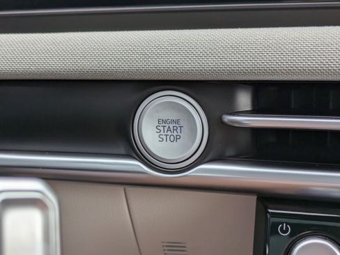 New 2026 Hyundai Tucson Limited image 27