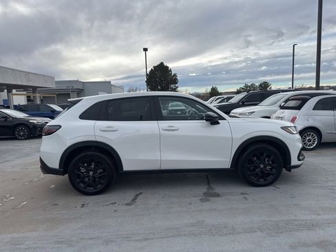 Used 2025 Honda HR-V Sport image 6