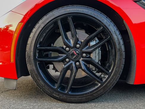 Used 2016 Chevrolet Corvette Stingray Coupe RWD image 18