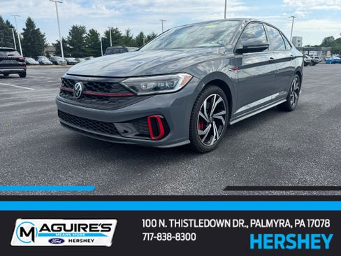 Used 2022 Volkswagen Jetta GLI Autobahn FWD image 1