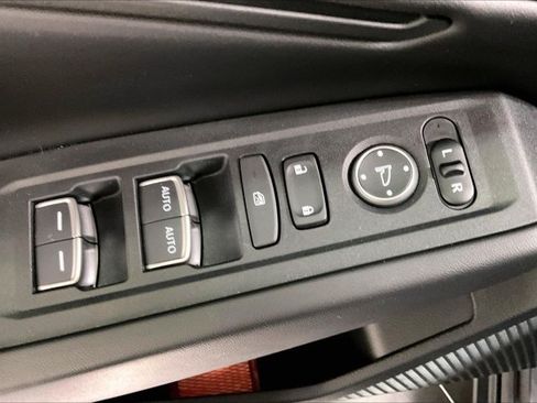 Used 2024 Honda Accord EX image 39