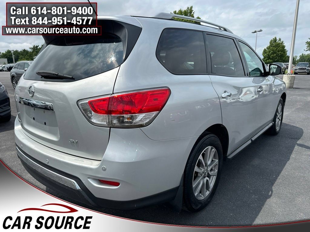 Used 2015 Nissan Pathfinder SV FWD image 5