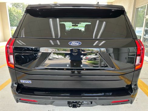 New 2027 Ford Expedition Tremor w/ Driver's Package AWD/4WD image 11