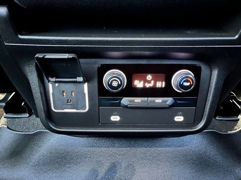 Used 2023 Chevrolet Tahoe LS AWD/4WD image 19