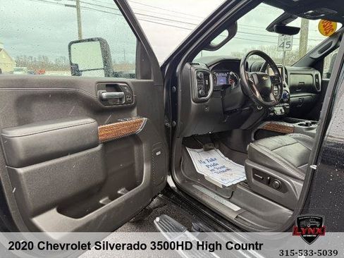 Used 2020 Chevrolet Silverado 3500 High Country image 9