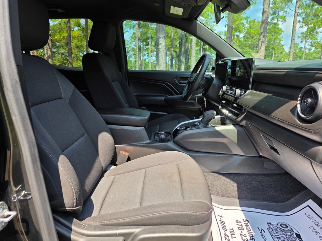 Used 2024 Chevrolet Colorado Trail Boss w/ Advanced Trailering Package AWD/4WD image 25