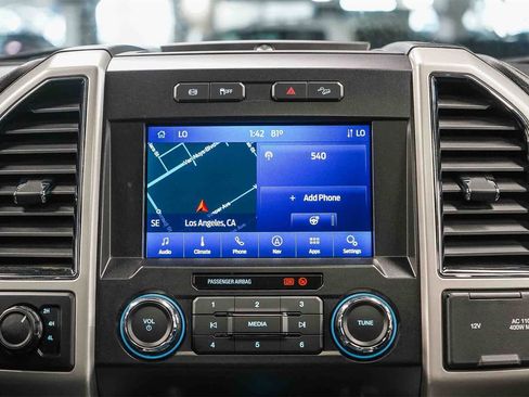 Used 2021 Ford F250 Lariat image 14