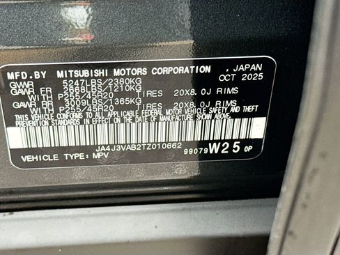 New 2026 Mitsubishi Outlander SE image 33