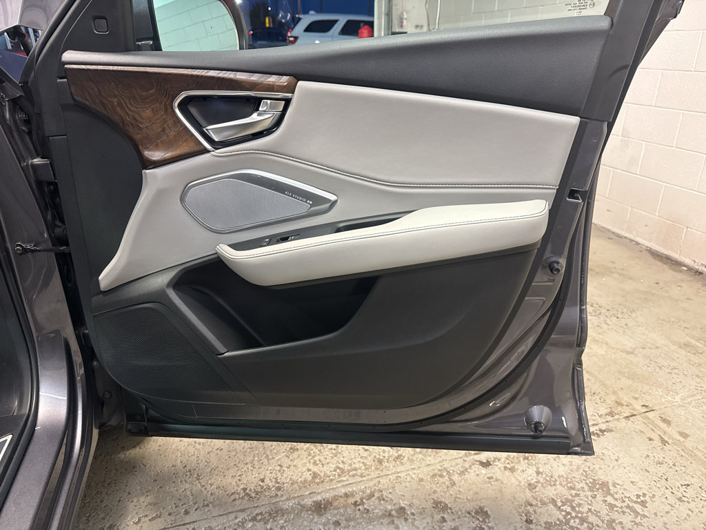 Used 2019 Acura RDX w/ Advance Package AWD/4WD image 23