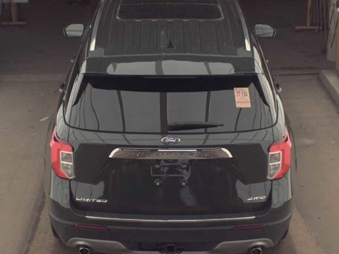 Used 2023 Ford Explorer Limited w/ Limited Technology Package AWD/4WD image 7