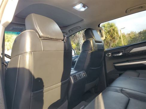Used 2017 Toyota Tundra Platinum image 11