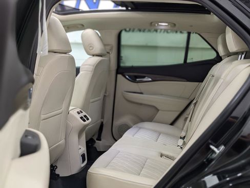 Used 2023 Buick Envision Avenir image 37