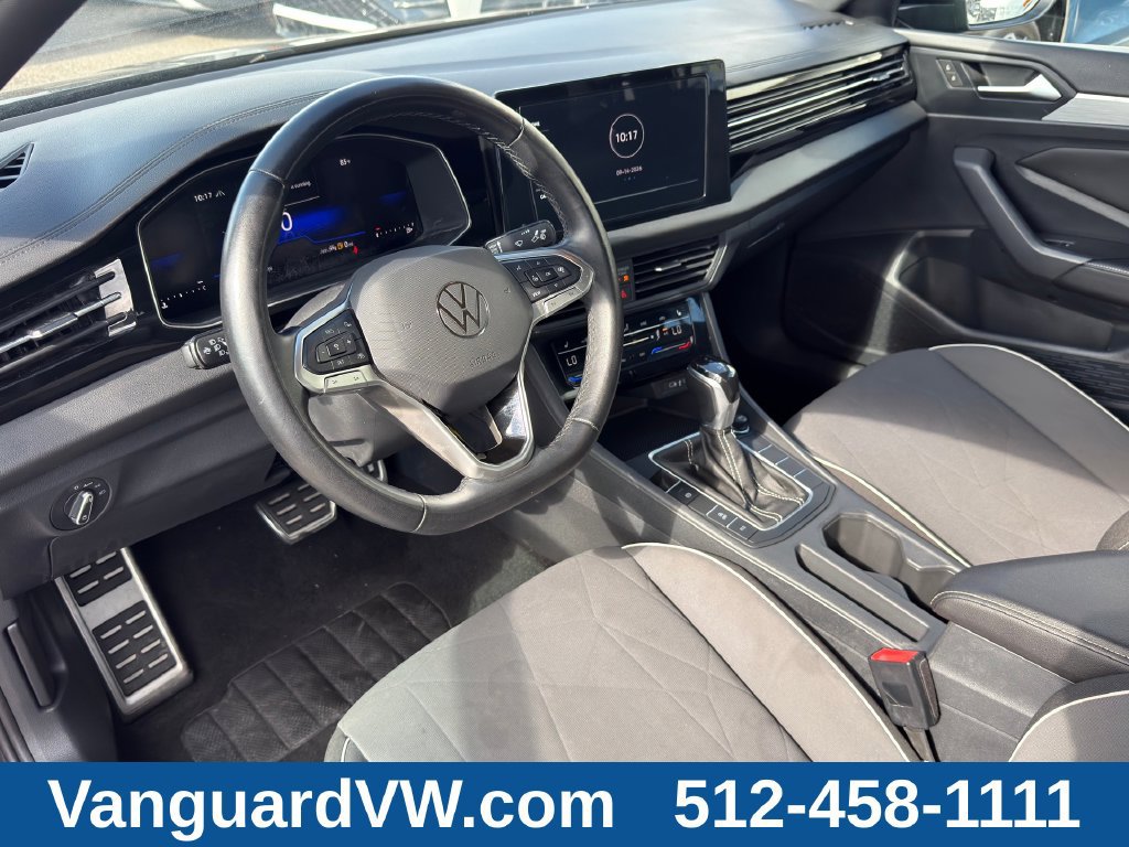 Used 2025 Volkswagen Jetta Sport FWD image 12