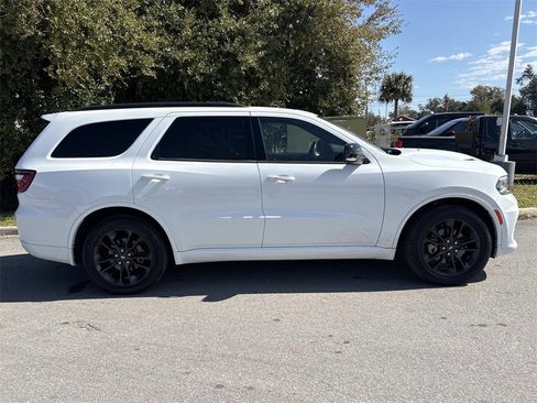 Used 2023 Dodge Durango GT image 6