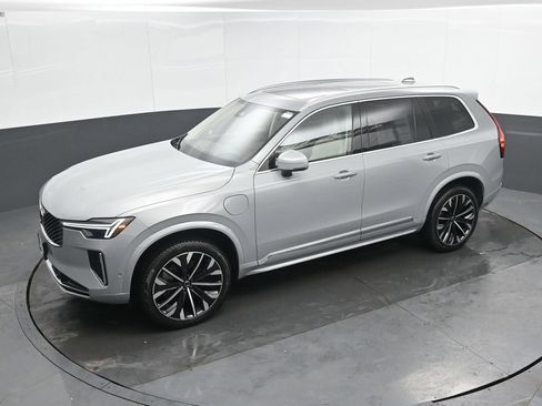 New 2026 Volvo XC90 T8 Ultra w/ Protection Package Premier AWD/4WD image 35