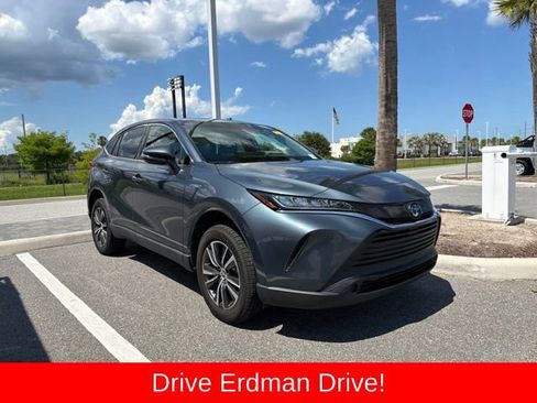 Used 2021 Toyota Venza LE AWD/4WD image 1