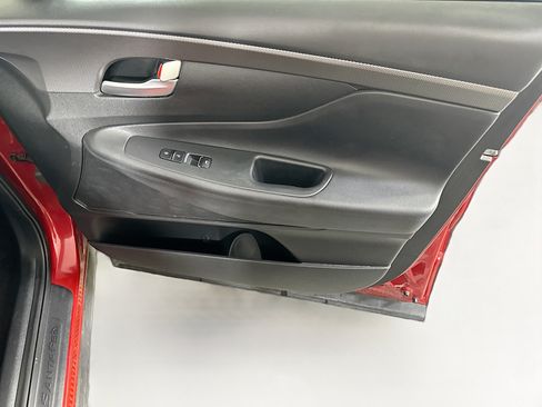 Used 2019 Hyundai Santa Fe SE FWD image 29