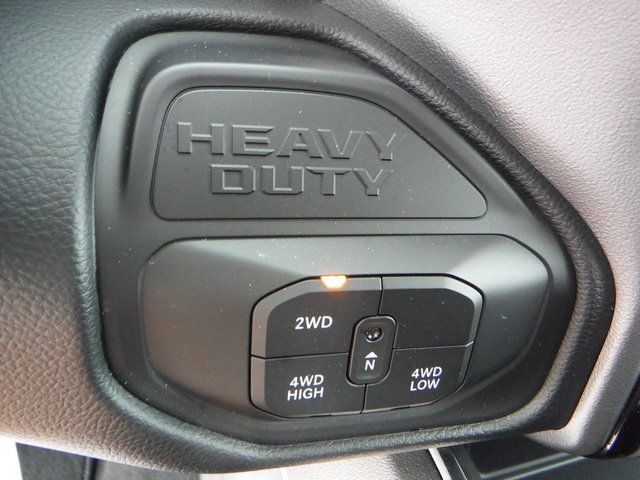 Used 2026 RAM 2500 Laramie AWD/4WD image 33