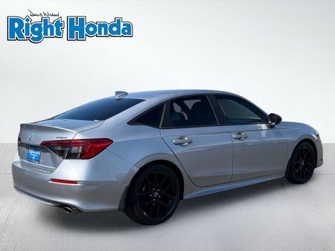Used 2024 Honda Civic Sport image 8