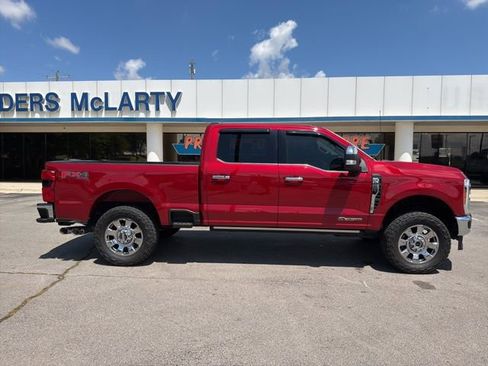 Used 2023 Ford F250 Lariat w/ Lariat Ultimate Package AWD/4WD image 3
