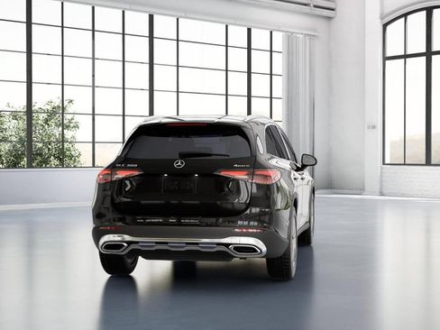 Used 2023 Mercedes-Benz GLC 300 4MATIC image 24