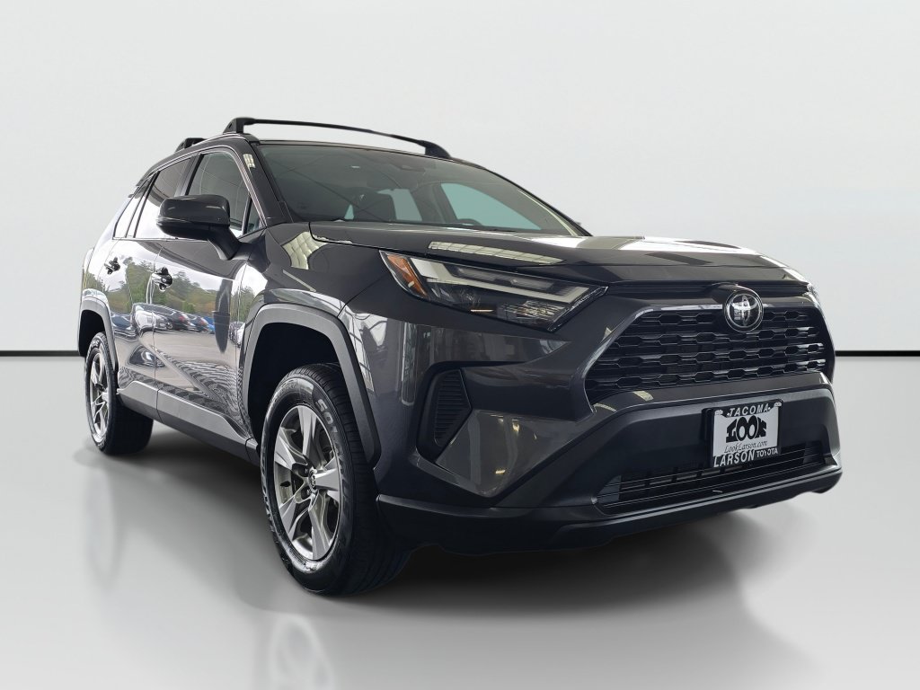 Used 2025 Toyota RAV4 XLE w/ Convenience Package AWD/4WD image 7