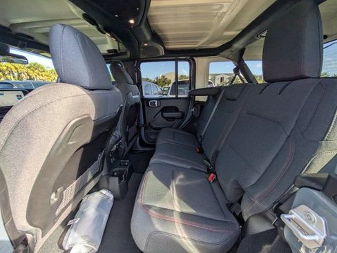 New 2026 Jeep Wrangler Unlimited Rubicon AWD/4WD image 11