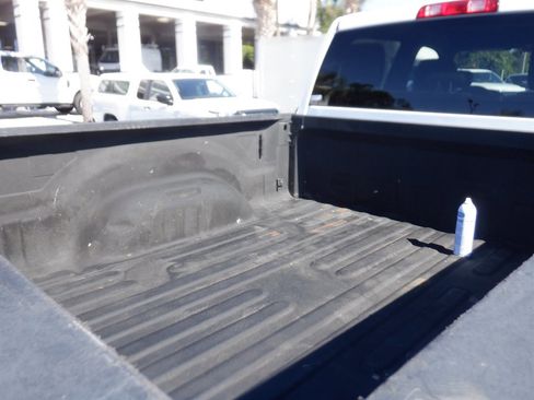 Used 2022 RAM 2500 Tradesman w/ Chrome Appearance Group image 6