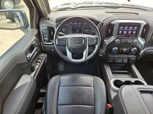 Used 2022 GMC Sierra 1500 SLT image 27