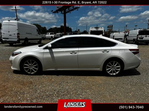 Used 2015 Toyota Avalon Limited FWD image 1