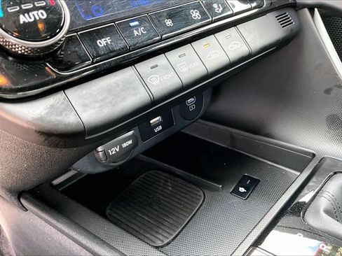 Used 2025 Hyundai Elantra Sport w/ Cargo Package FWD image 26