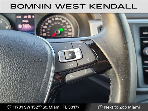 Used 2019 Volkswagen Atlas SE w/ Towing Package image 17