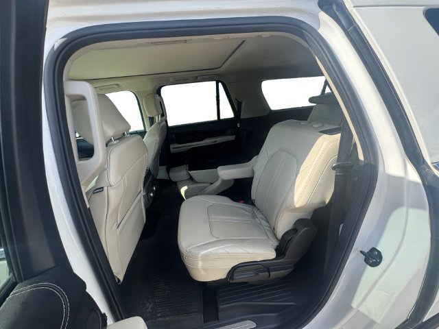 Used 2021 Ford Expedition Max Platinum AWD/4WD image 12