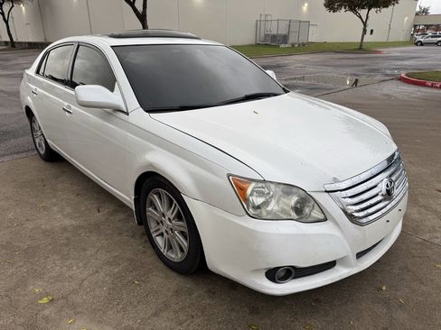 Used 2008 Toyota Avalon Limited image 3