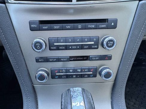 Used 2012 Lincoln MKT AWD image 55