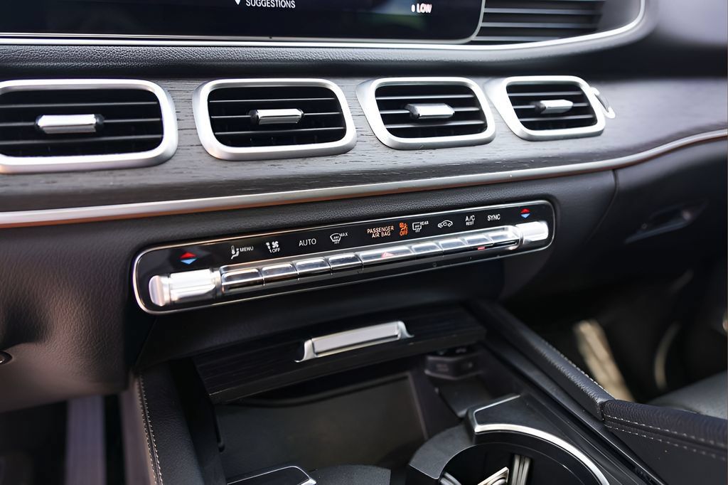 Used 2022 Mercedes-Benz GLE 350 4MATIC image 19