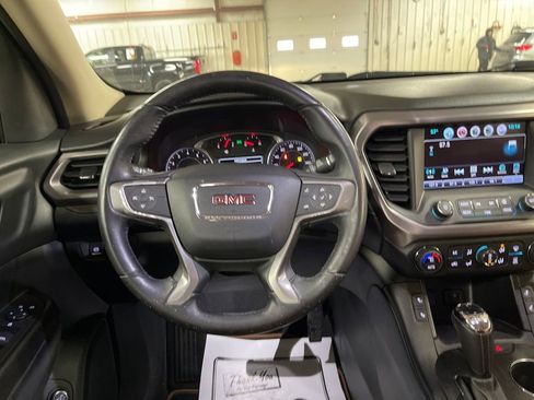 Used 2017 GMC Acadia SLT image 14