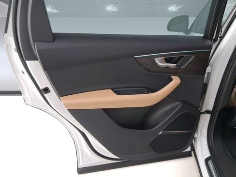 New 2026 Audi Q7 Premium image 28