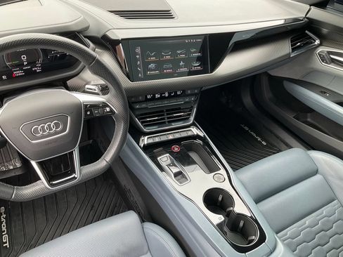 Used 2022 Audi e-tron GT Premium Plus AWD/4WD image 50
