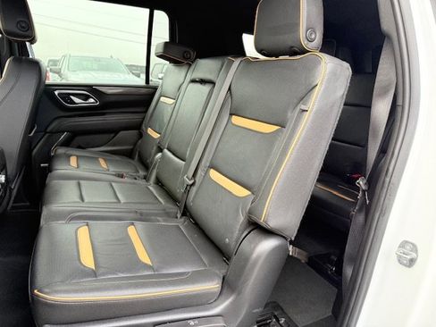 Used 2023 GMC Yukon XL AT4 image 14