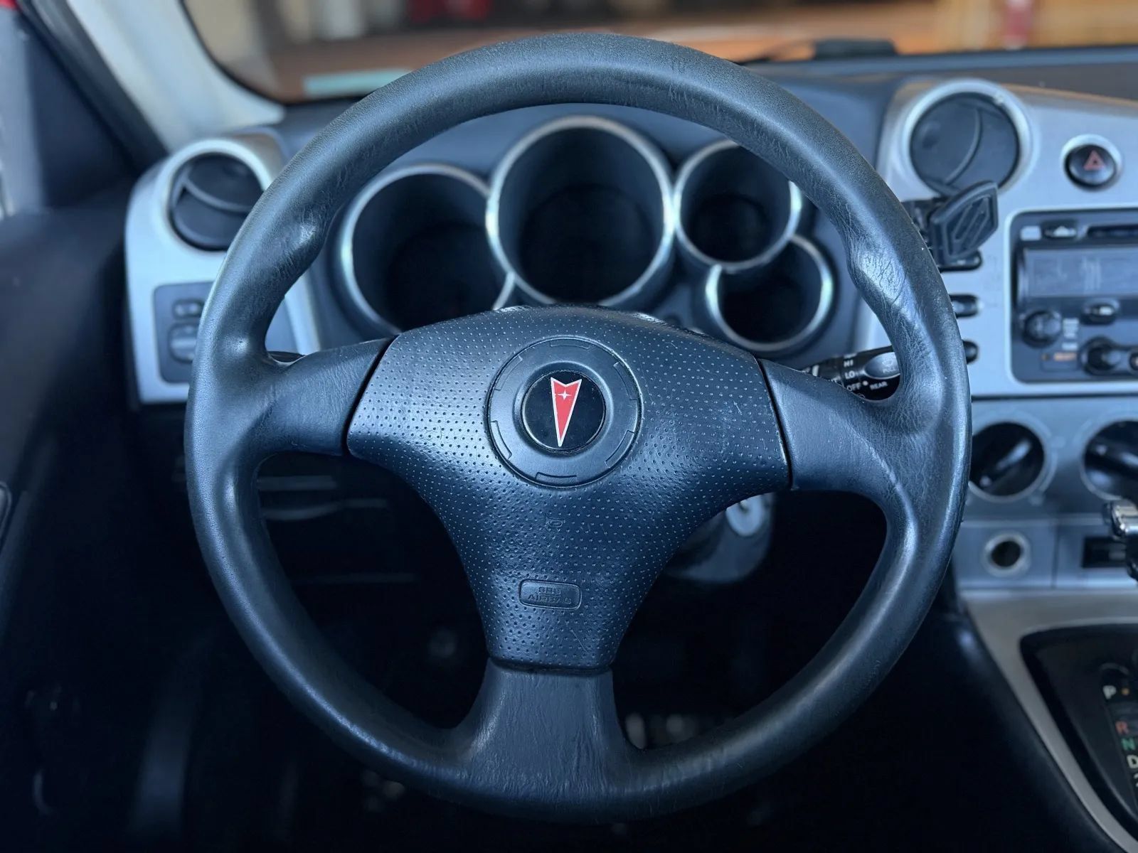 Used 2006 Pontiac Vibe FWD image 19
