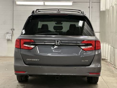 Used 2024 Honda Odyssey Elite image 4