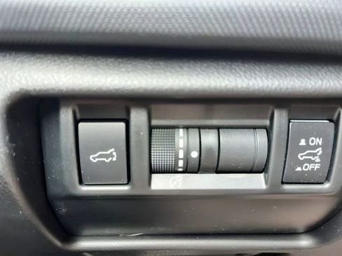 Certified 2026 Subaru Forester Premium image 32