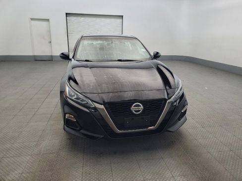 Used 2019 Nissan Altima 2.0 SR image 14