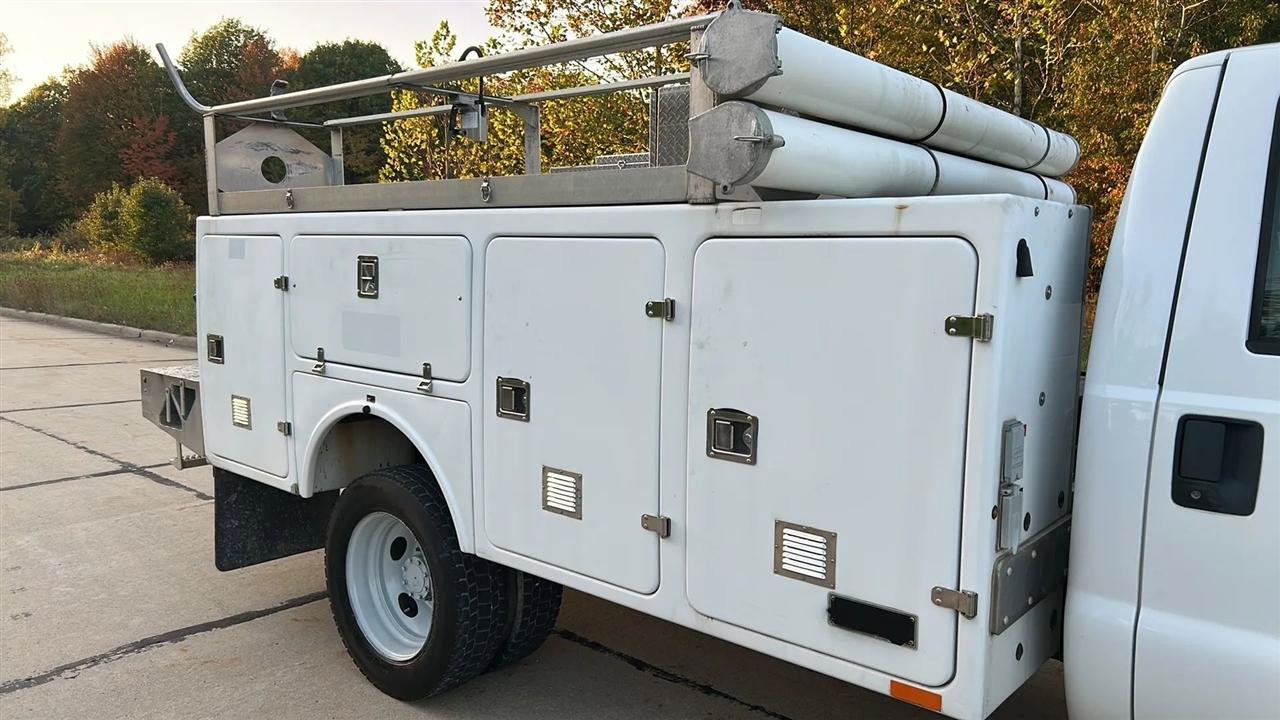 Used 2015 Ford F450 XL w/ Snow Plow Prep Package RWD image 4