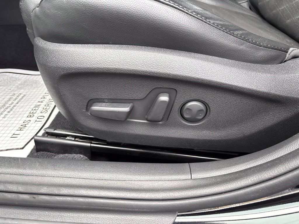 Used 2017 Hyundai Sonata Sport w/ Value Edition Package 02 FWD image 13
